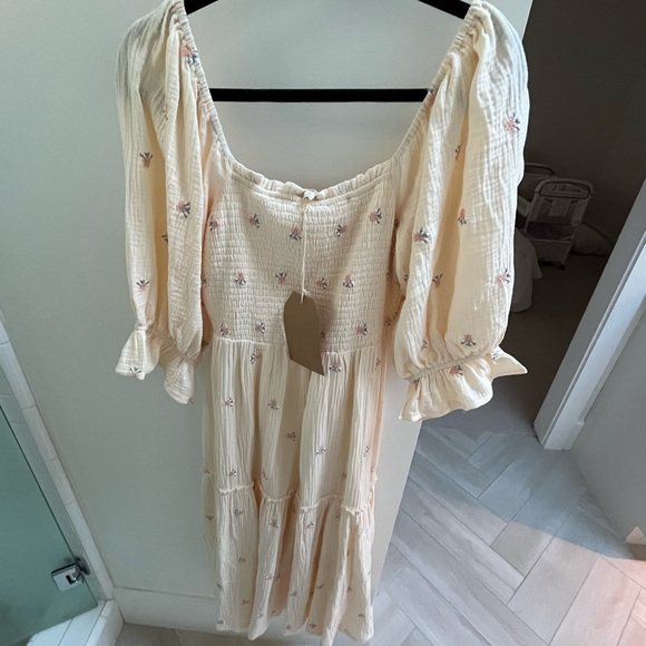 Floral Maxi Dress - Picture 1 of 2